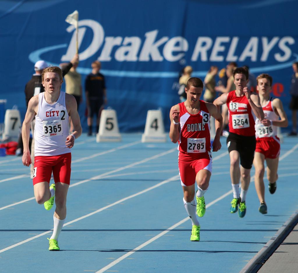 Brook Price 13 runs the final stretch of the 3200M run at the 2013 Drake Relays. Photo by Ryan Young.