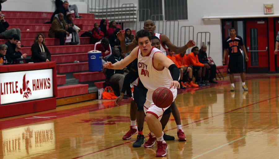 Boys Basketball Beats Waterloo East: 87-66