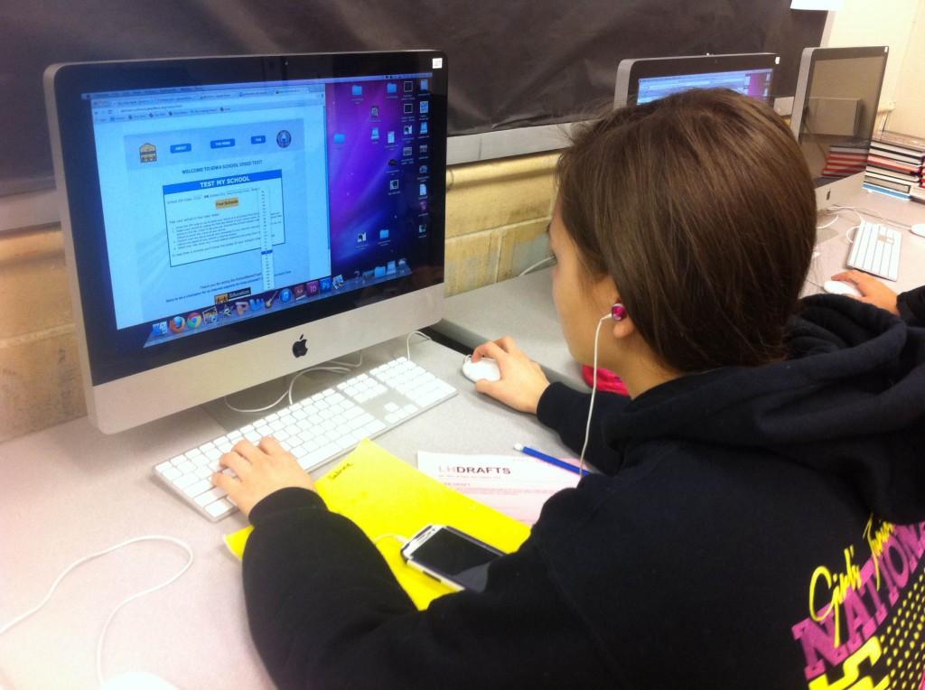 Iowa Department of Education Holds School Internet Speed Test