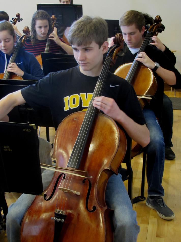 Freshman Michael Berg Wins Concerto Competition