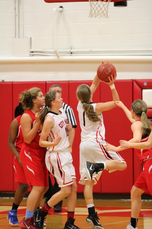 Sarah Plock 15 goes up for a layup.