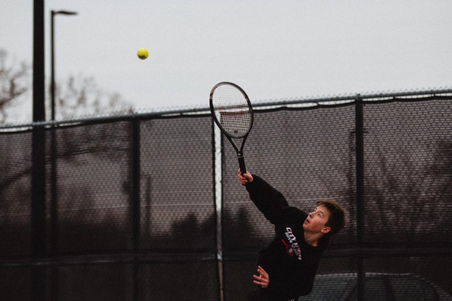 JV Boys Tennis Slides by with Tiebreakers