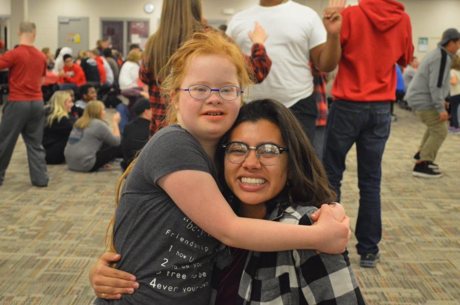 Thanksgiving Comes to Best Buddies
