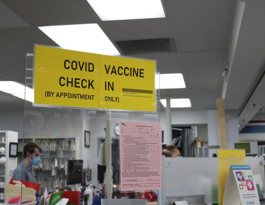A+vaccination+site+at+the+Hyvee+Drugstore+in+Iowa+City