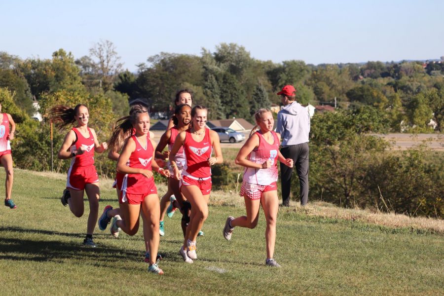 Junior Varsity runners have a strong start and finish placing first overall for City High with 38 points.