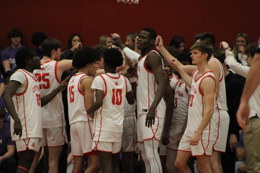 Boys basketball breaks it down coming out of a timeout vs Liberty High.