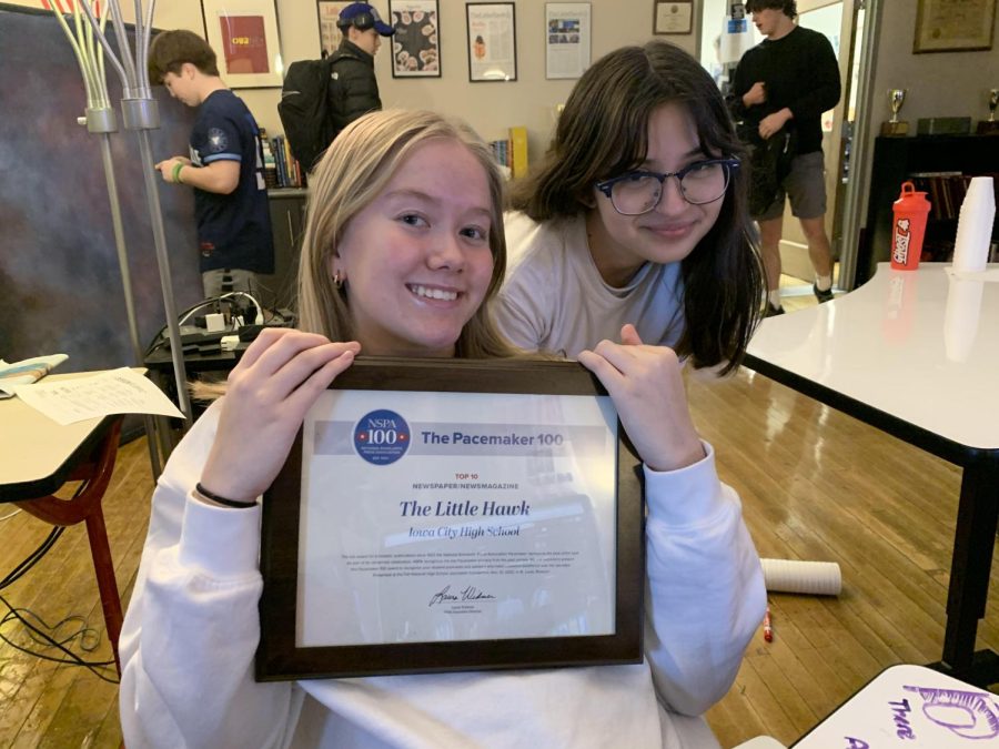 Executive Editors Lauren Koch 23 and Rosangel Flores Rubio 24 pose with Pacemaker finalist plaque 