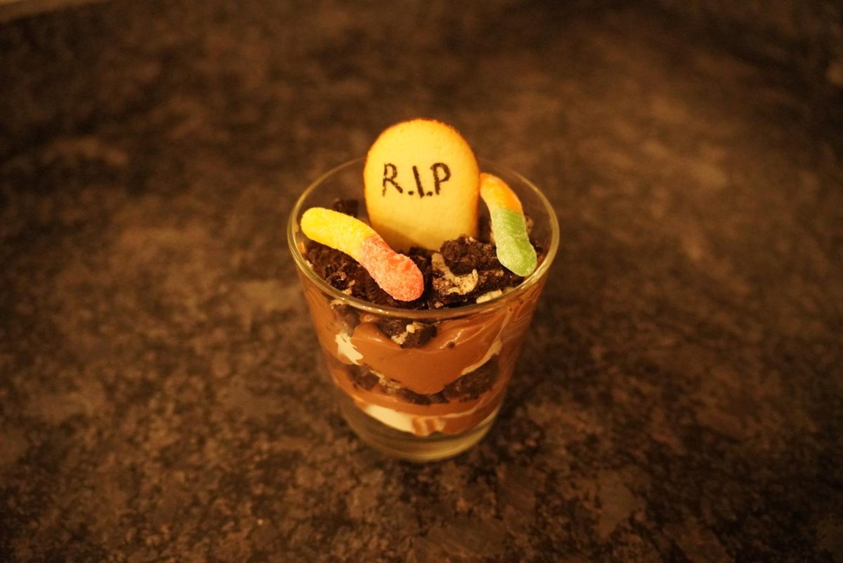 Graveyard Pudding