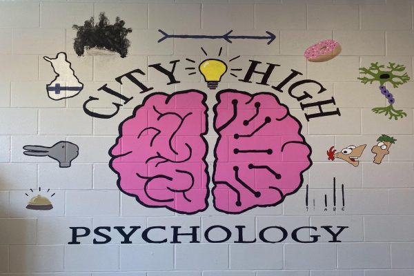 Psychology Clubs mural in the back of room 2311