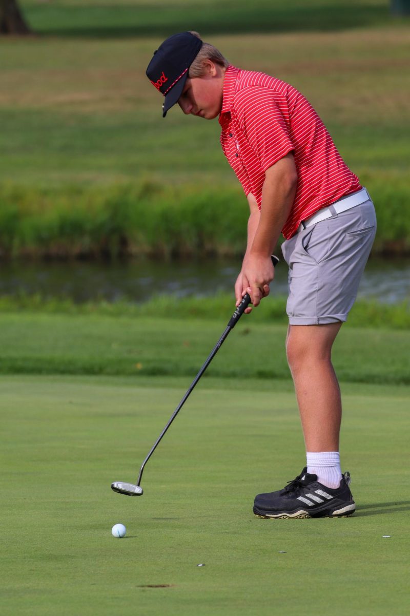 Walker Birt '29 puts from 15 feet to have a great up and down for par. This is the second Varsity meet that Walker has played in as a freshman and has had a great season so far. 