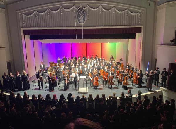 Orchestra, band, and choir present the audience with Phantom Menace, composed by Johns Williams. 